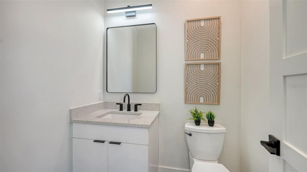 Image 38 of property listing at 8800 MIDNIGHT PASS ROAD, Sarasota, FL 34242
