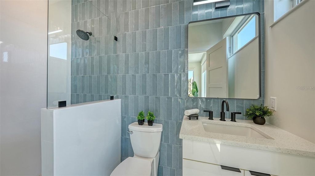 Image 50 of property listing at 8800 MIDNIGHT PASS ROAD, Sarasota, FL 34242
