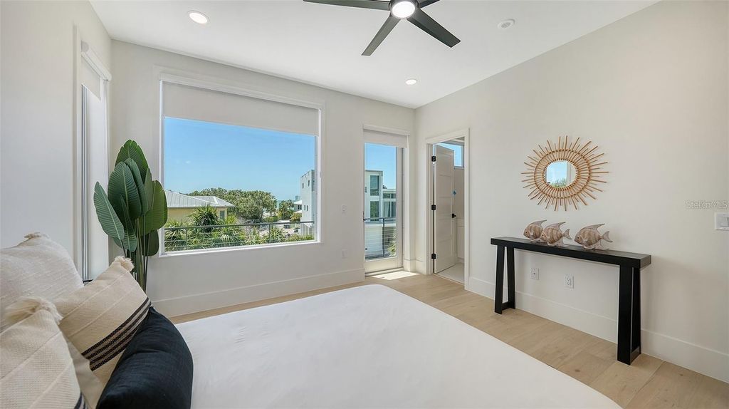 Image 53 of property listing at 8800 MIDNIGHT PASS ROAD, Sarasota, FL 34242
