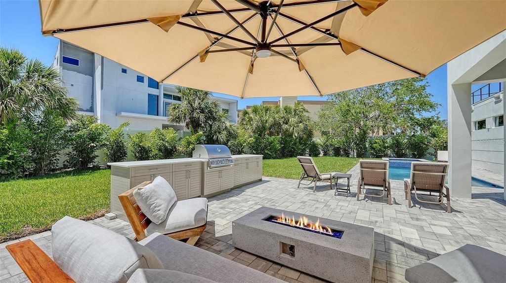 Image 66 of property listing at 8800 MIDNIGHT PASS ROAD, Sarasota, FL 34242