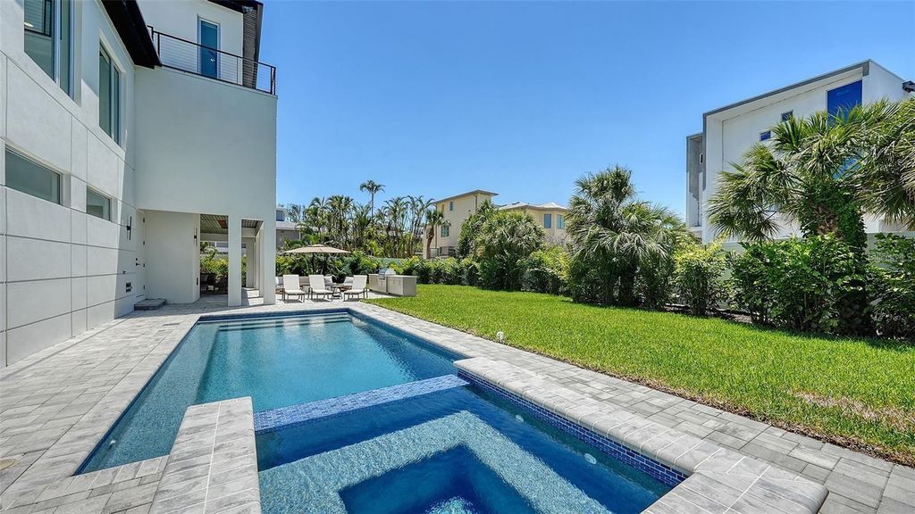Image 75 of property listing at 8800 MIDNIGHT PASS ROAD, Sarasota, FL 34242
