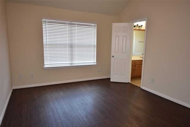 24007 Rockygate Drive, Spring, TX 77373