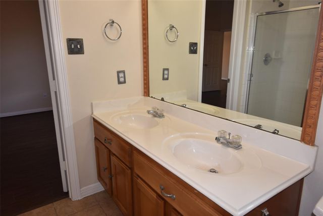 24007 Rockygate Drive, Spring, TX 77373