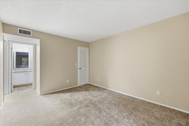 3300 FOX CHASE CIRCLE N 202, Palm Harbor, FL 34683