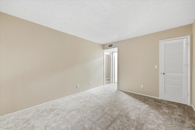 3300 FOX CHASE CIRCLE N 202, Palm Harbor, FL 34683