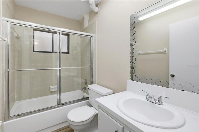 3300 FOX CHASE CIRCLE N 202, Palm Harbor, FL 34683