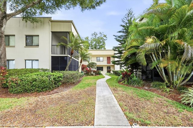 3300 FOX CHASE CIRCLE N 202, Palm Harbor, FL 34683