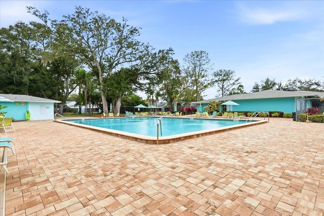 3300 FOX CHASE CIRCLE N 202, Palm Harbor, FL 34683