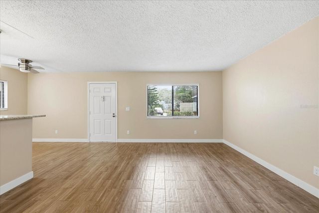 3300 FOX CHASE CIRCLE N 202, Palm Harbor, FL 34683