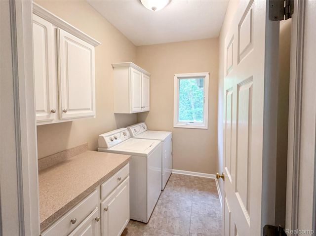 1102 Hawthorne, Greenville, MI 48838