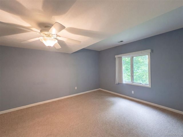 1102 Hawthorne, Greenville, MI 48838