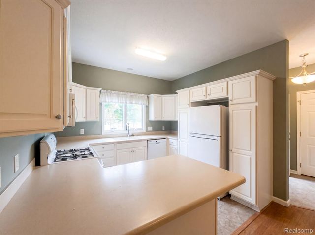 1102 Hawthorne, Greenville, MI 48838