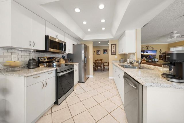 2211 PORTSIDE PASSAGE, Palm Harbor, FL 34685