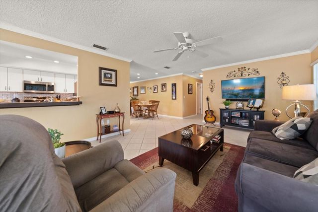 2211 PORTSIDE PASSAGE, Palm Harbor, FL 34685