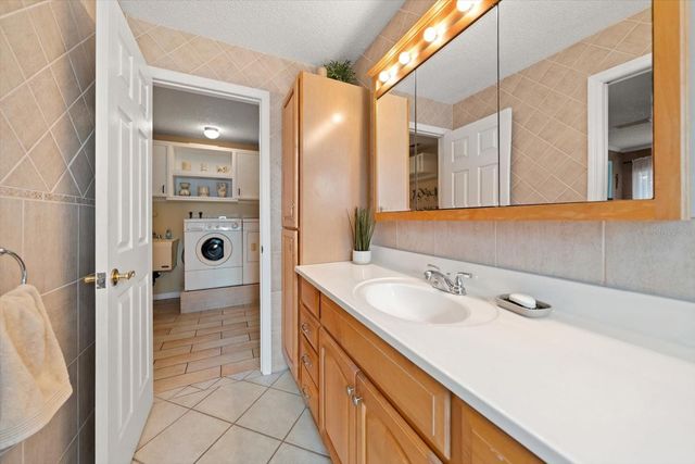 2211 PORTSIDE PASSAGE, Palm Harbor, FL 34685