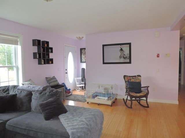 262 Daniel Webster Highway, Boscawen, NH 03303