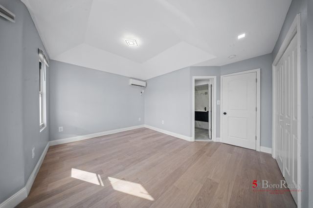 80-81 88th Ave, Woodhaven, NY 11421