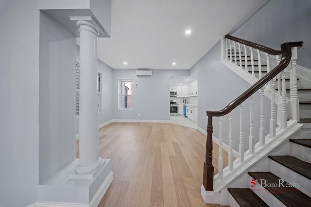 80-81 88th Ave, Woodhaven, NY 11421