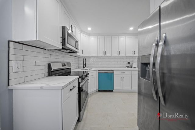80-81 88th Ave, Woodhaven, NY 11421