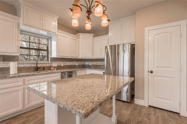 11 Bluebonnet, Trinity, TX 75862