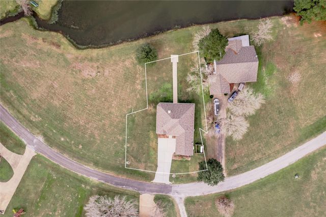 11 Bluebonnet, Trinity, TX 75862