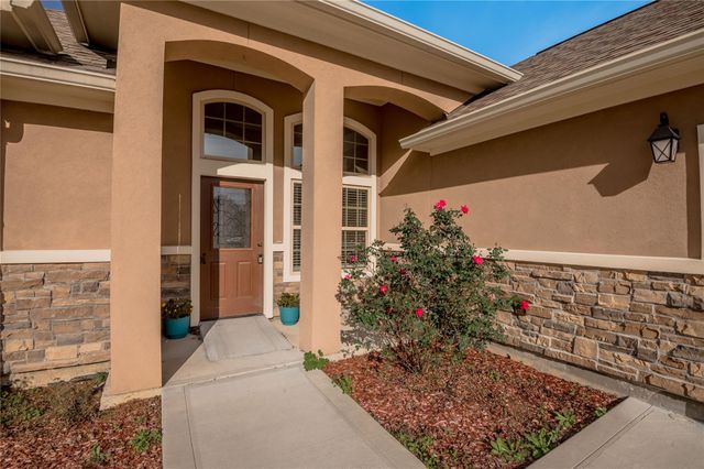 11 Bluebonnet, Trinity, TX 75862