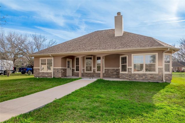 11 Bluebonnet, Trinity, TX 75862