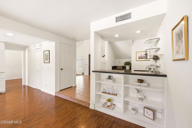 725 Pickford Court, Newbury Park, CA 91320