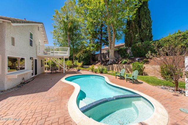 725 Pickford Court, Newbury Park, CA 91320