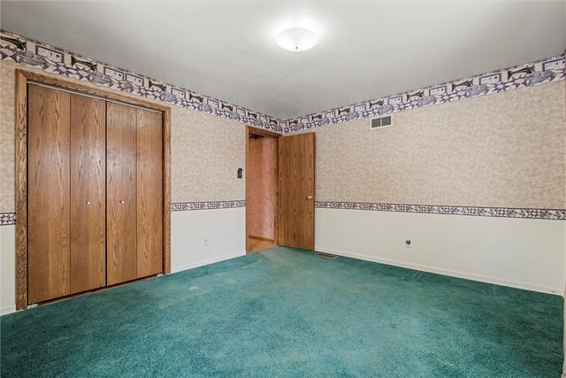 84 Buhl Blvd, Sharon, PA 16146