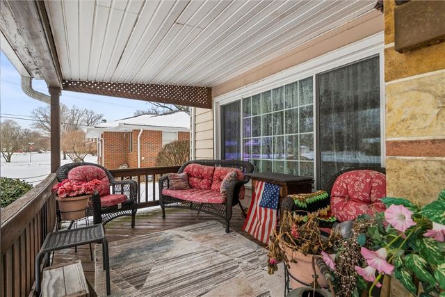 84 Buhl Blvd, Sharon, PA 16146