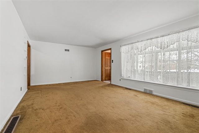 84 Buhl Blvd, Sharon, PA 16146