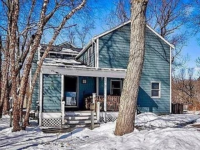 81 Riverview Cir, Wayland, MA 01778