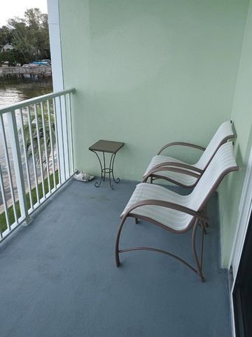 464 N PAULA DRIVE N 323, Dunedin, FL 34698