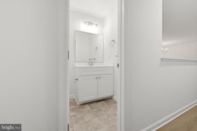 335 WINDSONG RD, Harpers Ferry, WV 25425