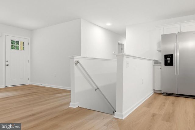 335 WINDSONG RD, Harpers Ferry, WV 25425