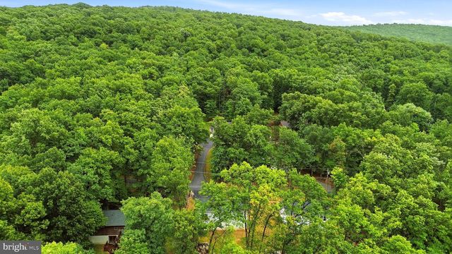 335 WINDSONG RD, Harpers Ferry, WV 25425