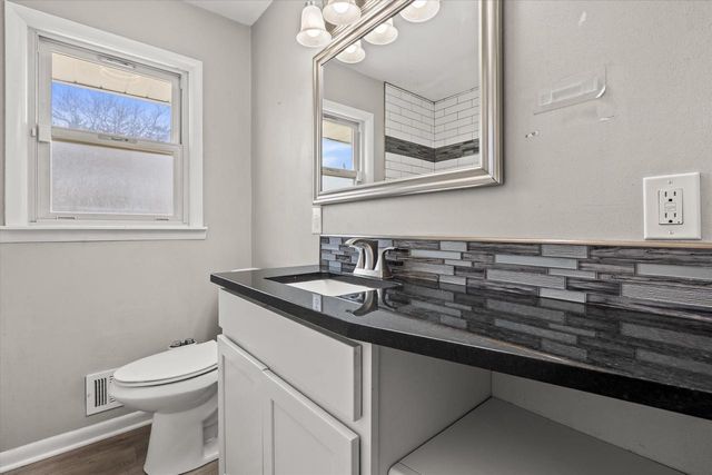 10303 Leon TERRACE, Milwaukee, WI 53224