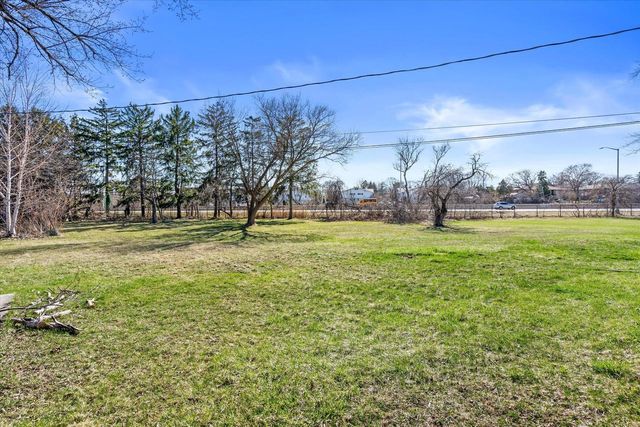 10303 Leon TERRACE, Milwaukee, WI 53224