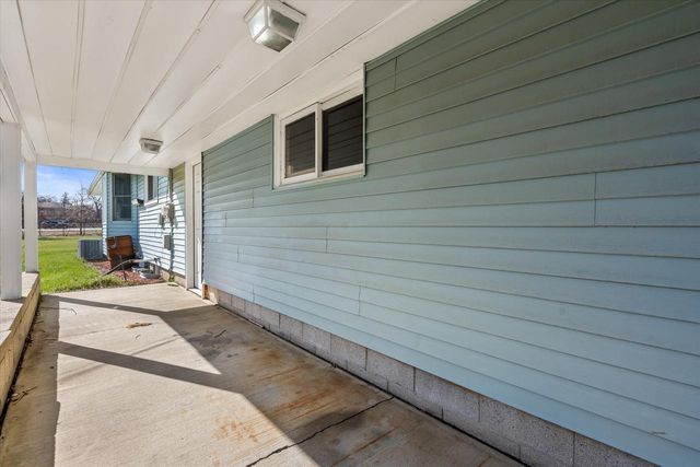 10303 Leon TERRACE, Milwaukee, WI 53224