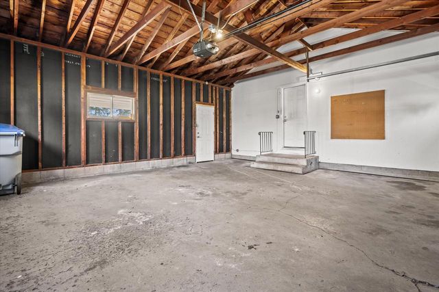 10303 Leon TERRACE, Milwaukee, WI 53224