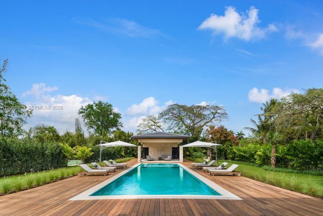 5545 SW 81st Ter, Miami, FL 33143