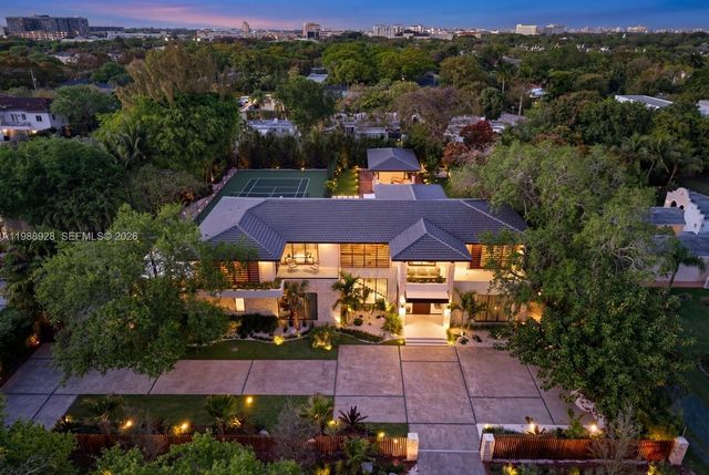 5545 SW 81st Ter, Miami, FL 33143