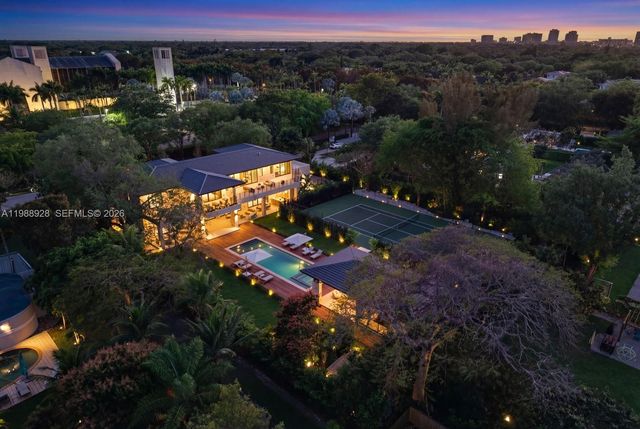 5545 SW 81st Ter, Miami, FL 33143