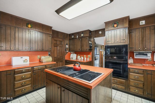 5831 Powell Valley Road, Big Stone Gap, VA 24219