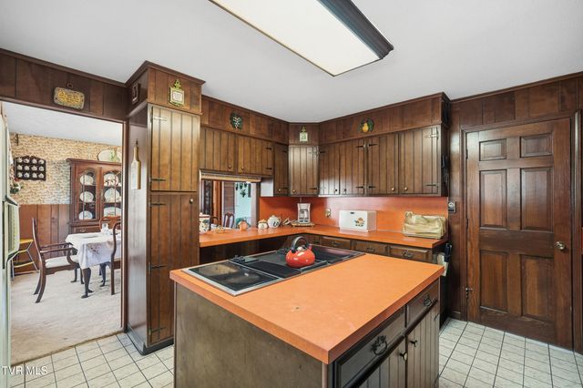 5831 Powell Valley Road, Big Stone Gap, VA 24219