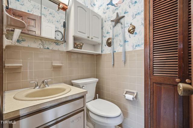 5831 Powell Valley Road, Big Stone Gap, VA 24219