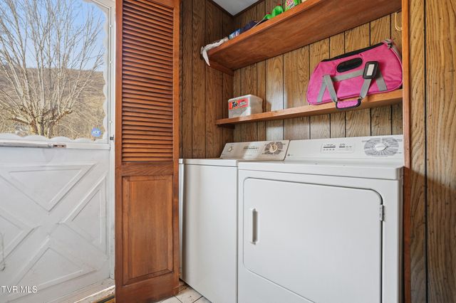 5831 Powell Valley Road, Big Stone Gap, VA 24219