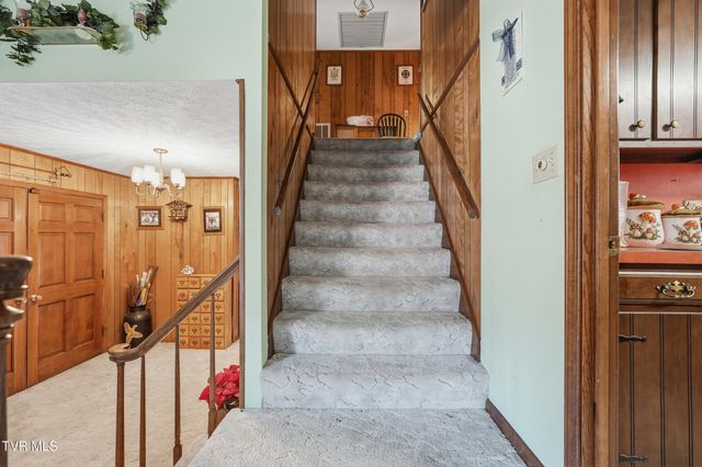 5831 Powell Valley Road, Big Stone Gap, VA 24219