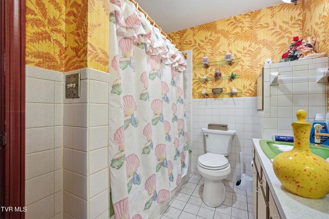 5831 Powell Valley Road, Big Stone Gap, VA 24219